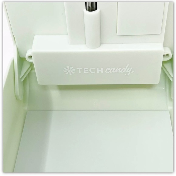 TECH CANDY Clean Slate UV Sanitizing Bed - Picture 9 of 12